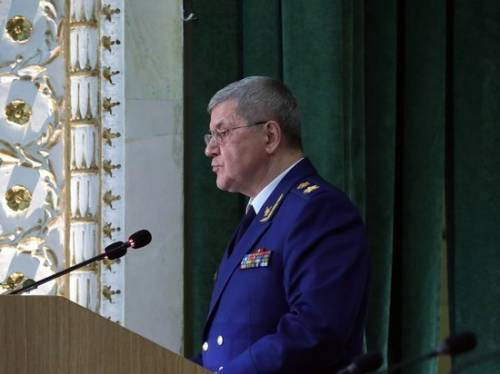 Чайка выдвинул прокурора Дагестана на пост прокурора Москвы