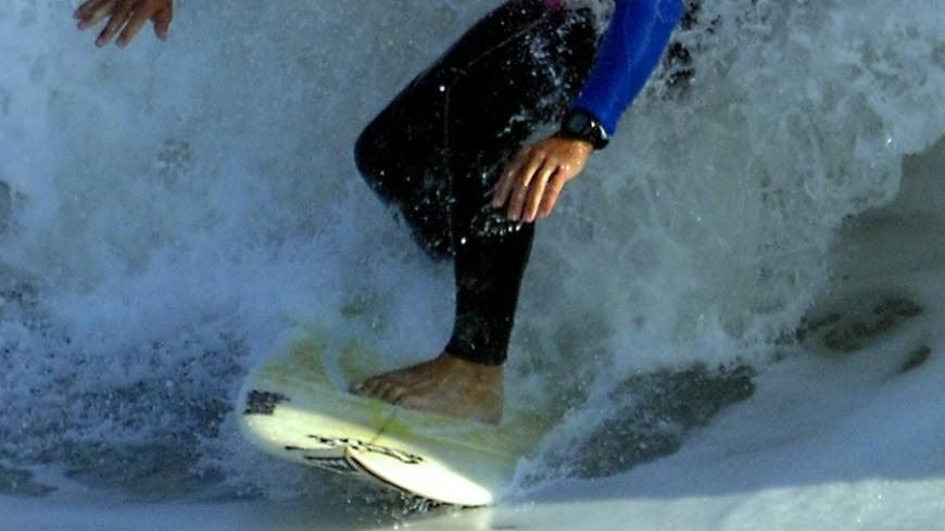 В Финском заливе погиб попавший под катер серфингист