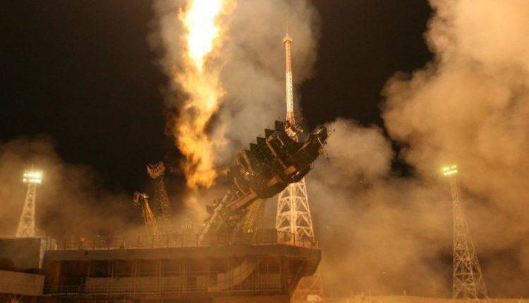 Ракету «Союз-2.1б» со спутником «Глонасс-М» запустили с Плесецка