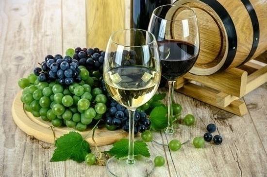 Правительство ограничило госучреждениям закупку импортных вин