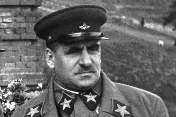 «Отличный командующий»: за что Сталин репрессировал маршала Блюхера | Русская семерка