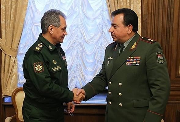 Шойгу прибыл в Таджикистан на переговоры с руководством страны