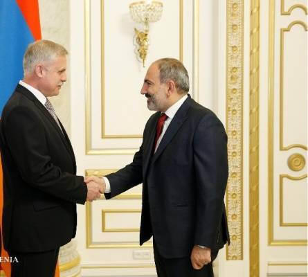 Пашинян: Армения заинтересована в эффективной работе ОДКБ