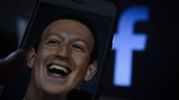 Facebook выгодно забыл о цензуре, прорекламировав работу наркокурьером