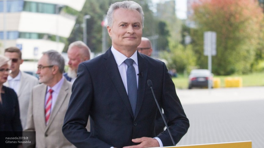 В Совфеде отметили быстрое «переобувание» президента Литвы после выборов