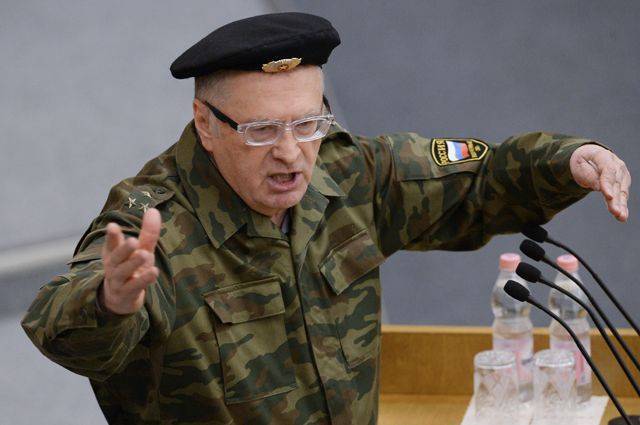 Жириновский приветствовал действия Вучича по защите интересов Сербии