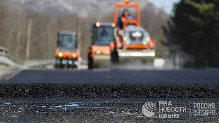 В Крыму за 1,3 млрд рублей отремонтируют четыре автодороги