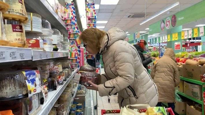 Петербург лидирует по соотношению крупных сетевых  магазинов в России
