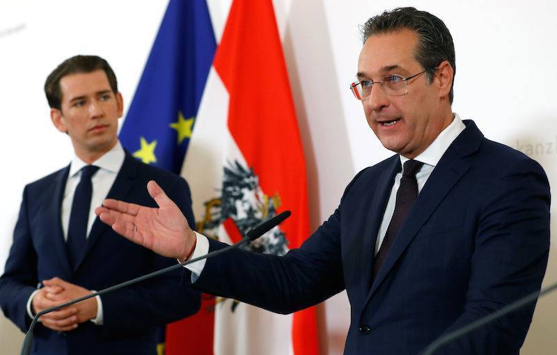 Скандал с «россиянкой» привел к отставке правительства Австрии