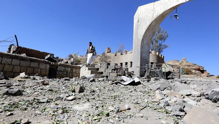 Самолеты аравийской коалиции атаковали позиции йеменских хуситов недалеко от Саны