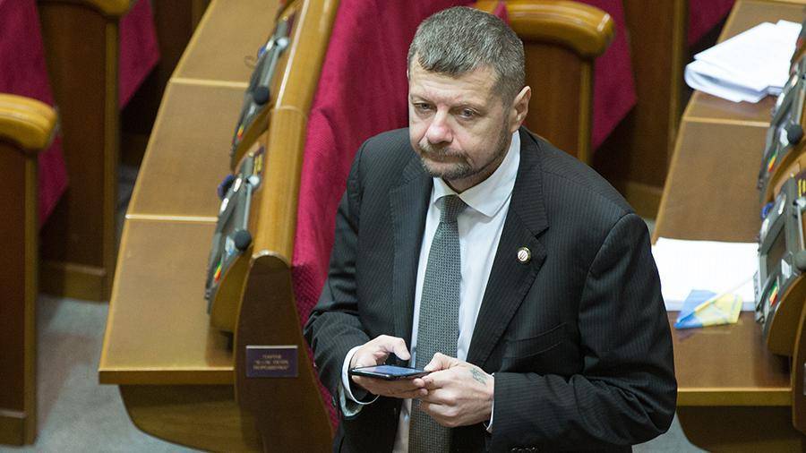 Пьяный украинский депутат устроил перепалку в прямом эфире