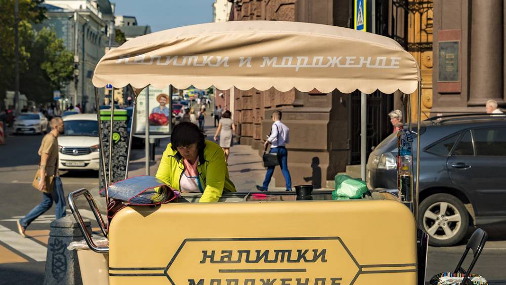 Топ-20 нужных профессий в России: повара и продавцы-кассиры нарасхват