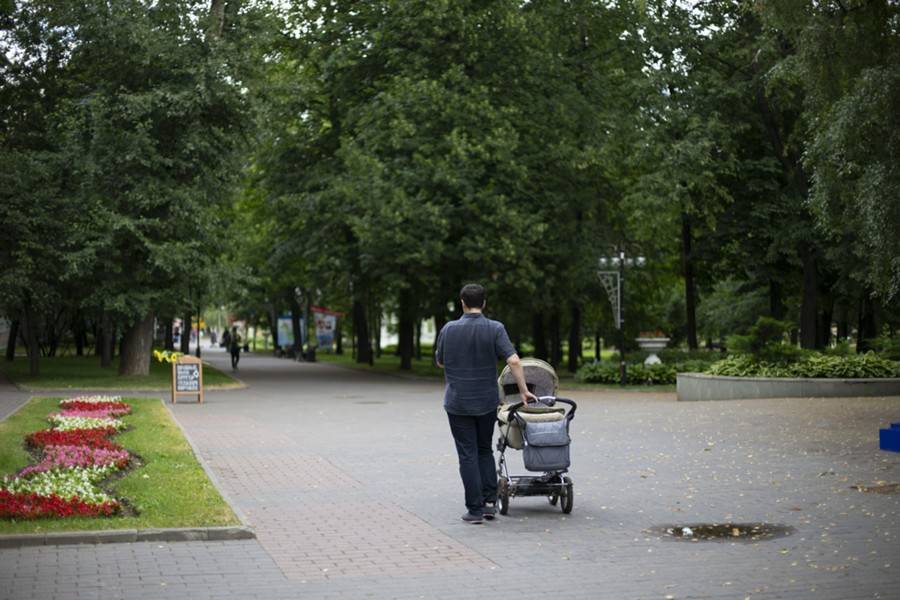 В Минтруде РФ пока не видели предложений об "отцовском капитале"