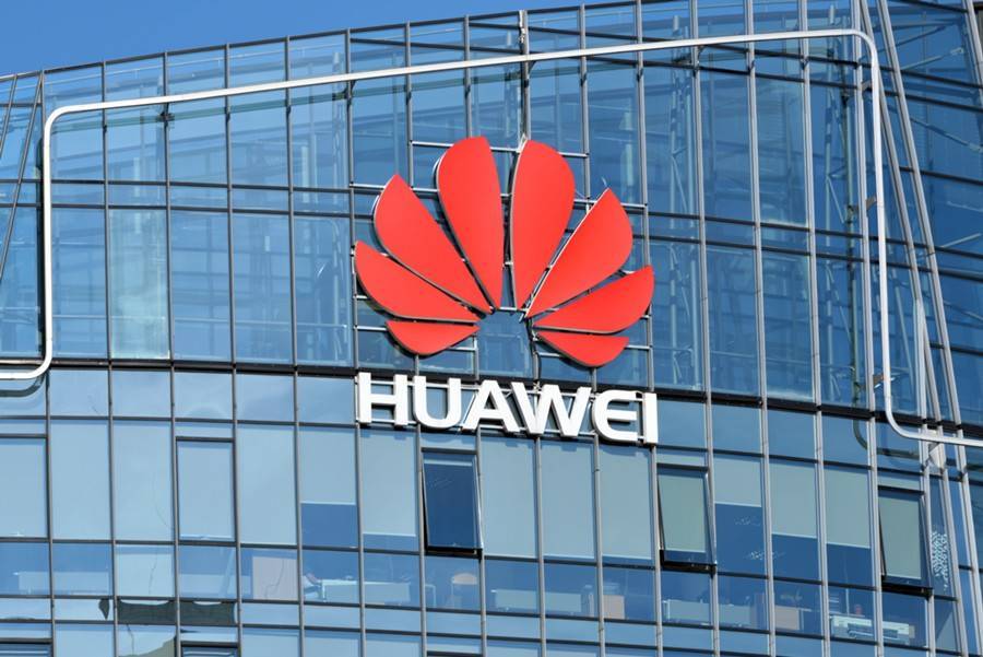 Huawei подала иск в США