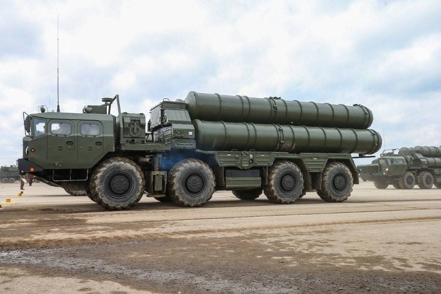 Песков опроверг задержку поставок С-400 Турции