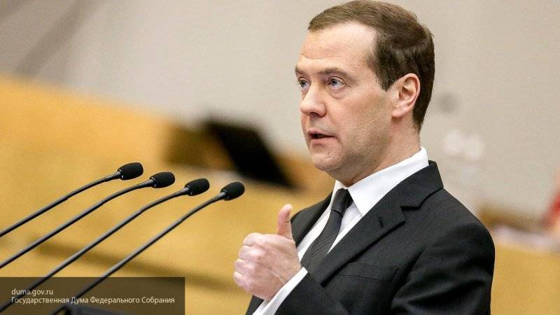 Медведев заявил, что систему электронного голосования опробуют в сентябре