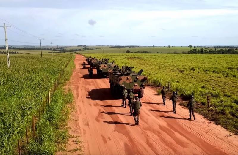 Бразилия начала операцию «Кураре X» у границы с Венесуэлой