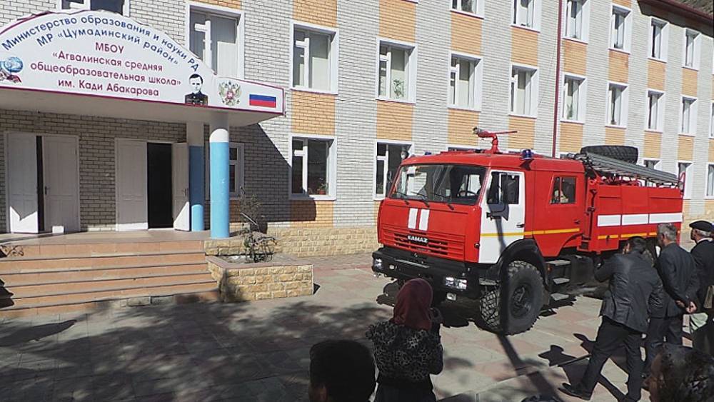 Более 250 школ в Дагестане стали аварийными из-за бессистемной стройки