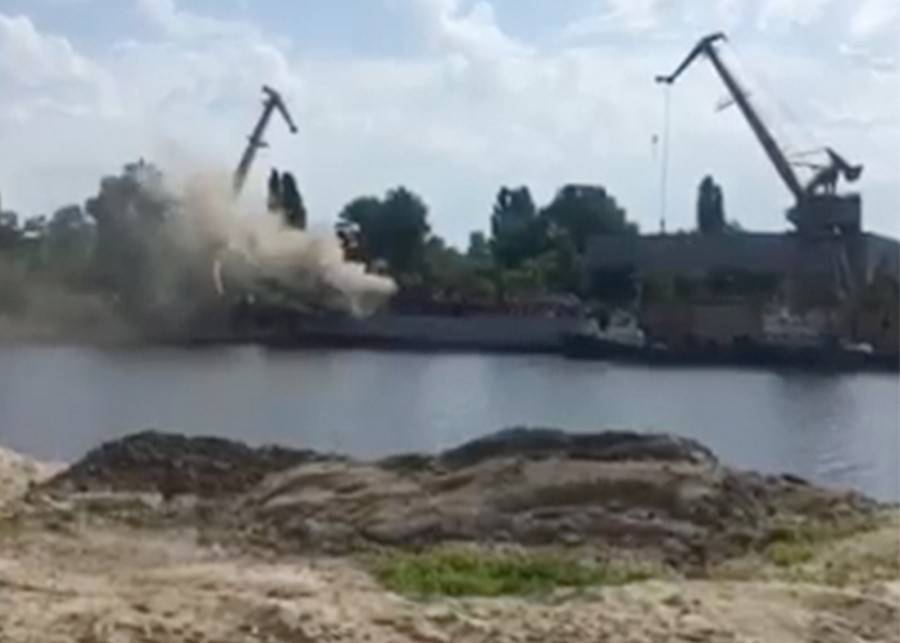 Пожар произошел на "прорывном" корабле ВМС Украины
