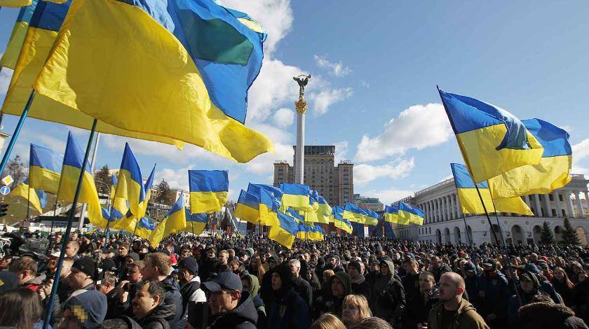 Украинский министр нашла связь между болезнями украинцев и вакциной из России