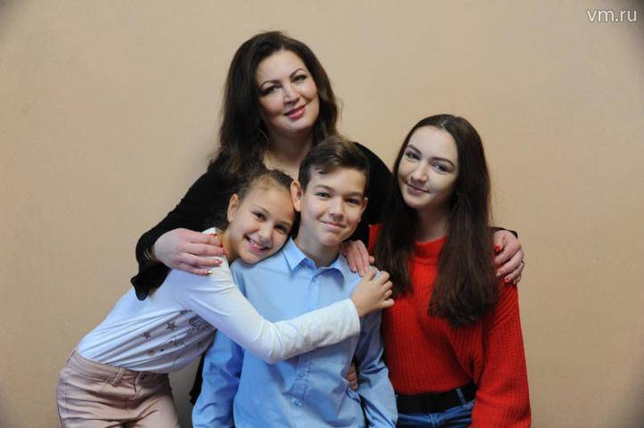 Путин наградит многодетные семьи орденами «Родительская слава»