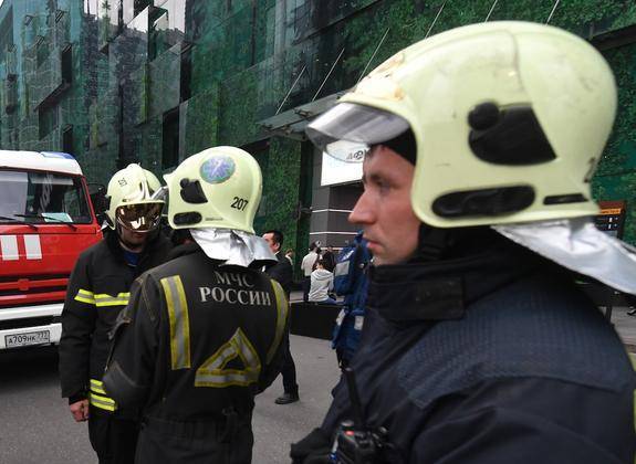 Из горящей квартиры на юго-востоке Москвы спасли восемь человек
