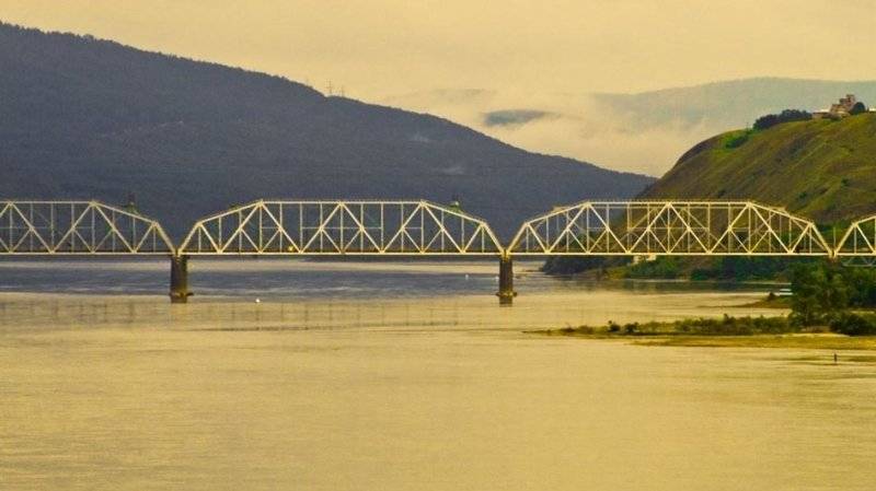 Заброшенный мост украли в Мурманской области