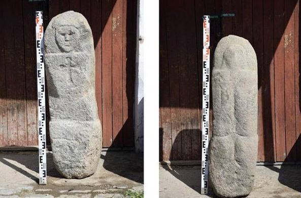Древнего каменного идола нашли в канаве в Вологодской области / Моя Планета