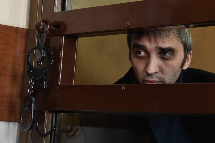 Политтехнолог Милосердов приговорен к 2,5 годам колонии за экстремизм