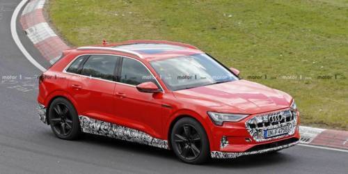 Audi вывела на тесты спортивную версию электрического кроссовера e-tron :: Autonews
