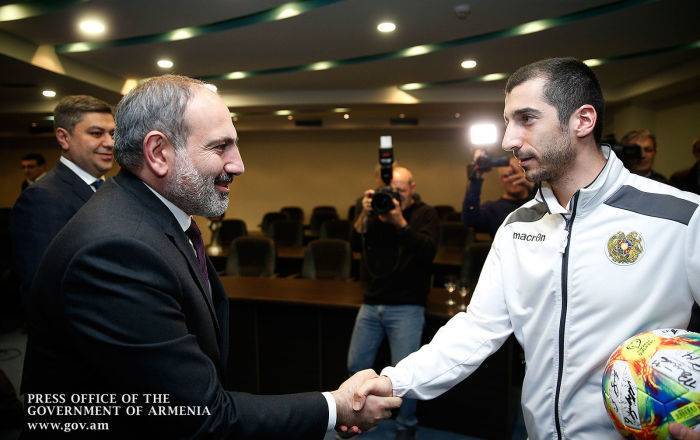 Пашинян: Генрих Мхитарян не сможет играть в финале ЛЕ из-за расистской позиции Баку