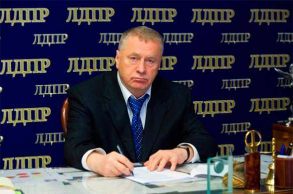 Жириновский обвинил МИД в затягивании рассмотрения документов по отношениям с Украиной