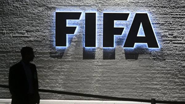 Глава Федерации футбола Франции временно войдет в совет ФИФА