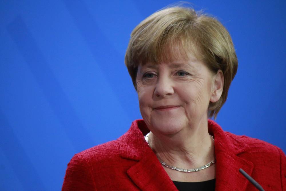 Интервью для CNN: Меркель о результатах выборов и росте антисемитизма