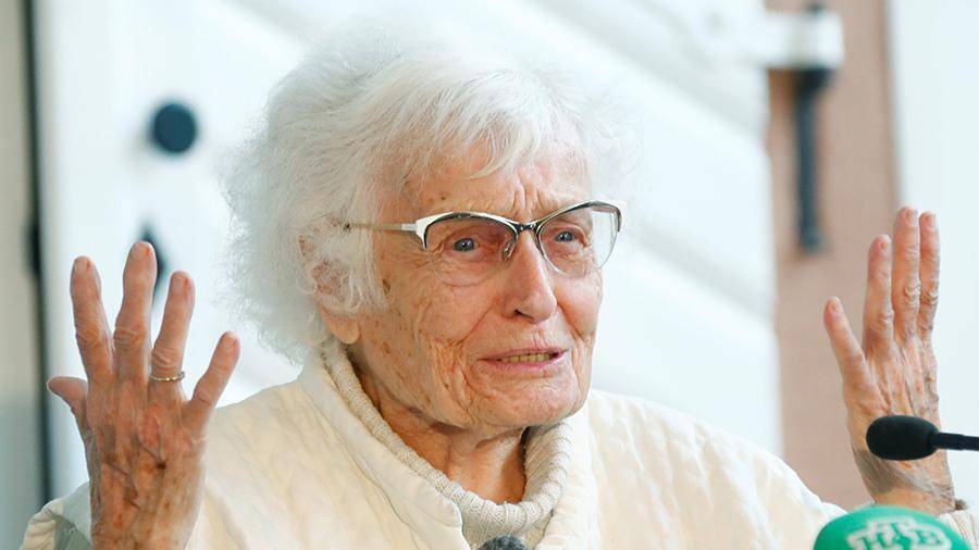 В Германии столетняя пенсионерка стала депутатом горсовета