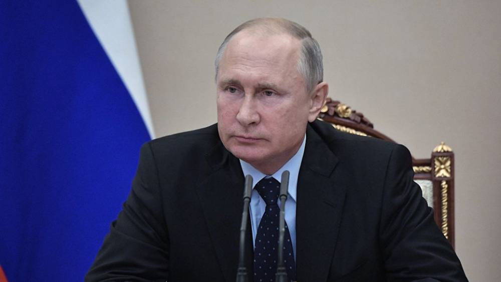 Путин подписал закон об условиях перевода жилого помещения в нежилое