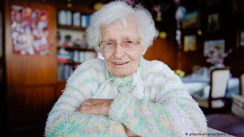 Немецкая пенсионерка стала депутатом в столетнем возрасте