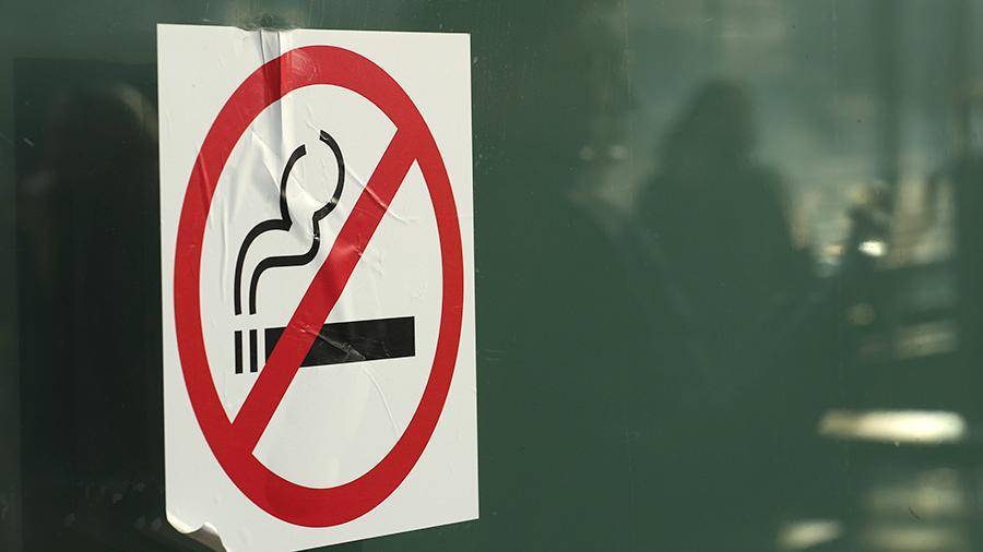 Эксперты назвали число ежегодно умирающих от курения россиян