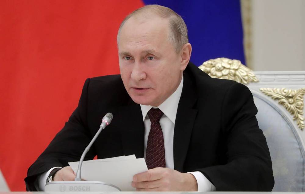 Путин внес в Госдуму законопроект о приостановлении действия ДРСМД