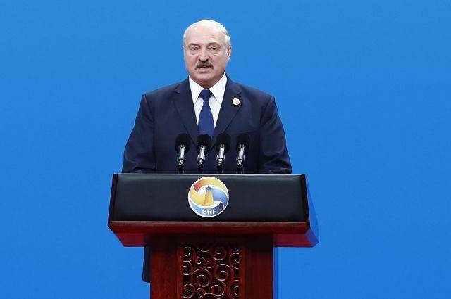 Лукашенко допустил появление в Белоруссии новой конституции