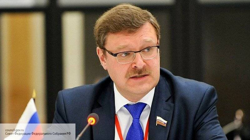 Косачев заявил, что РФ не будет специально тормозить нормализацию отношений с Украиной