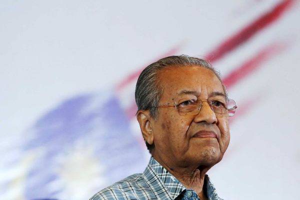 Премьер Малайзии раскритиковал итоги расследования крушения МН17