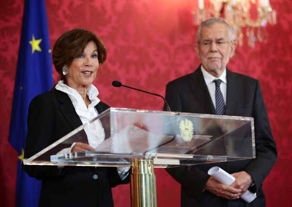 Впервые в истории Австрии канцлером стала женщина