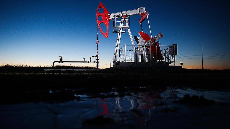 Цена на нефть марки Brent упала ниже $62 за баррель