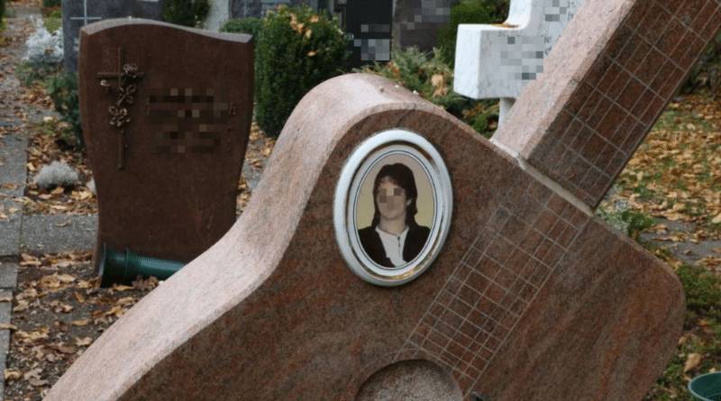Можно ли оформлять могилу на кладбище нестандартным образом?