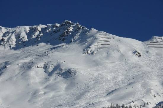 В горах Алтая под лавиной погибли семь туристов