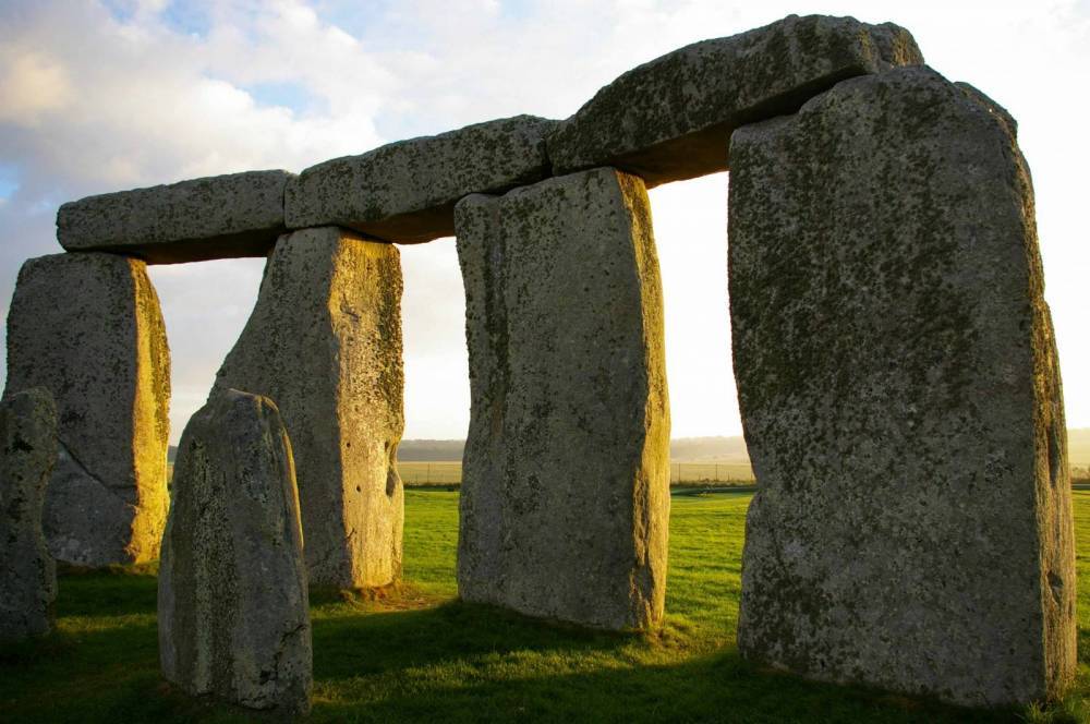 В Британии нашли пропавший фрагмент Стоунхенджа. Один из археологов хранил его дома 60 лет - theins.ru - США - Англия
