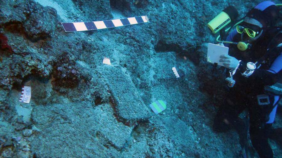 Археологи в Турции приступят к изучению затонувшего 3,6 тыс. лет назад корабля