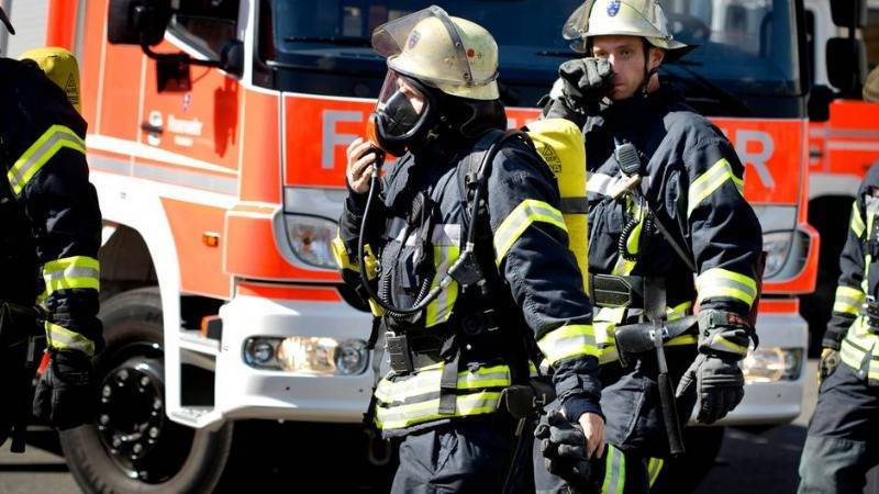 Сколько зарабатывает немецкий пожарный?