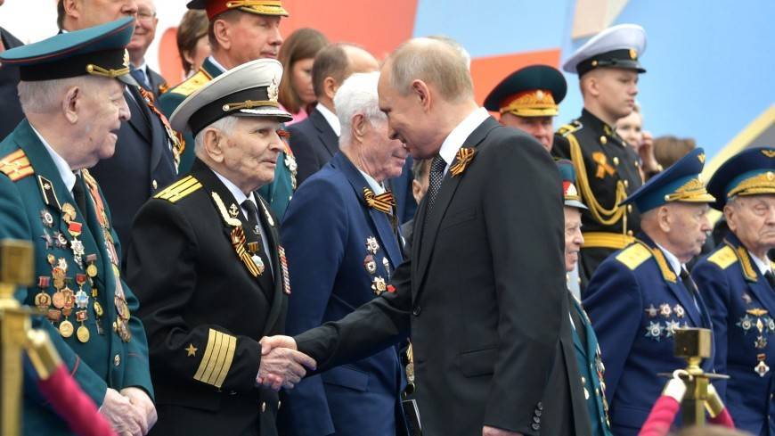 Путин: Россия никогда не забудет мужество и самоотверженность солдат ВОВ